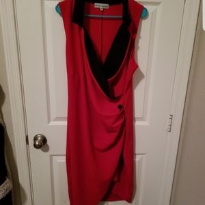 Sleeveless professional dresses